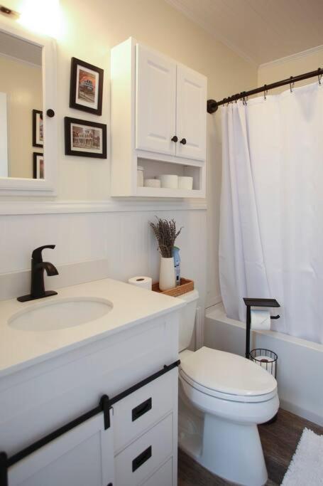 Cape May Classic Design That Is Cozy, Elegant, And Inviting Exterior photo